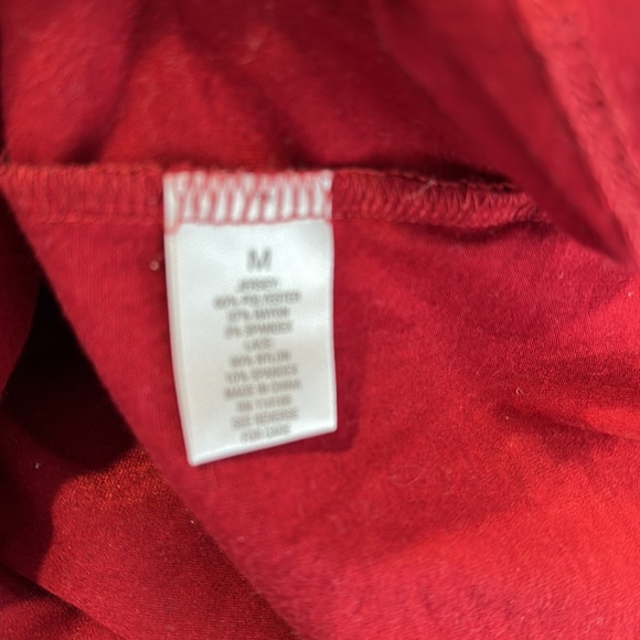 Lacy overlay on front with 3/4 sleeve and zippered back - Picture 6 of 7